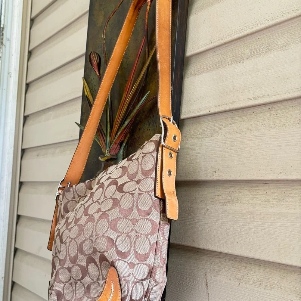 Coach Signature Shoulder Bag - Picture 4 of 13